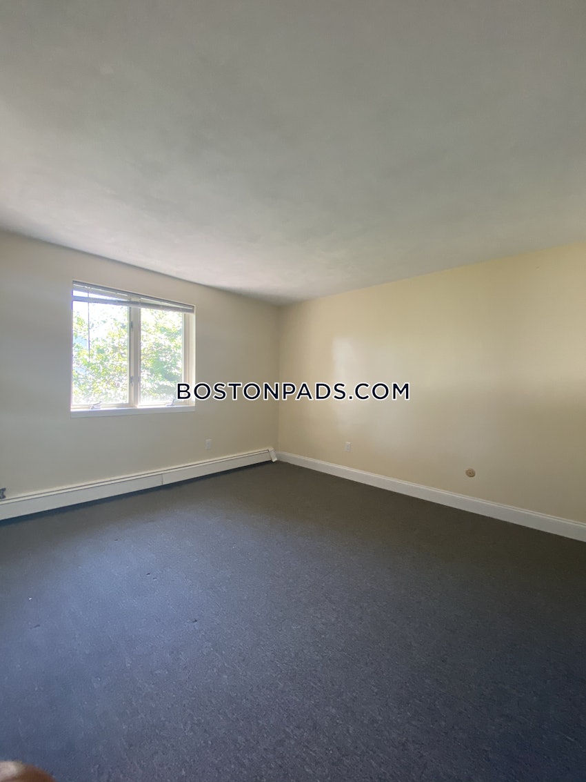 MELROSE - 2 Beds, 1 Bath - Image 18