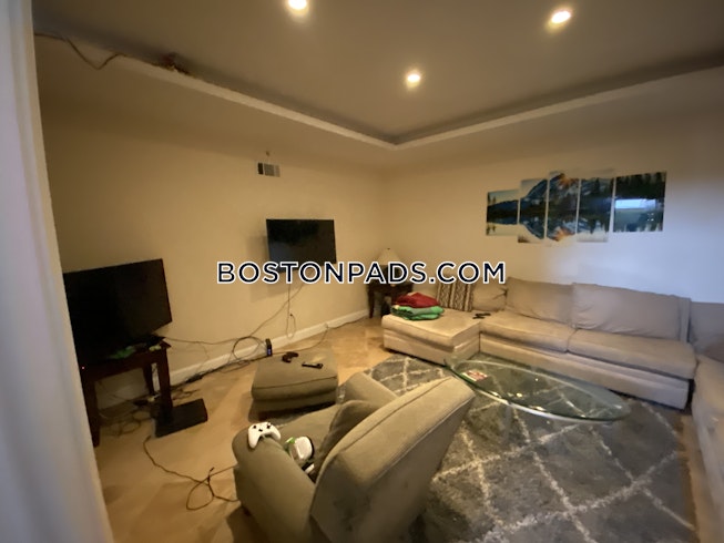 Boston - $6,500+ /mo