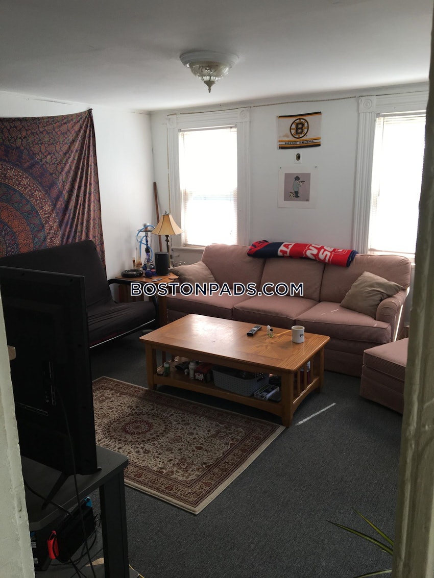 BOSTON - LOWER ALLSTON - 4 Beds, 1 Bath - Image 1