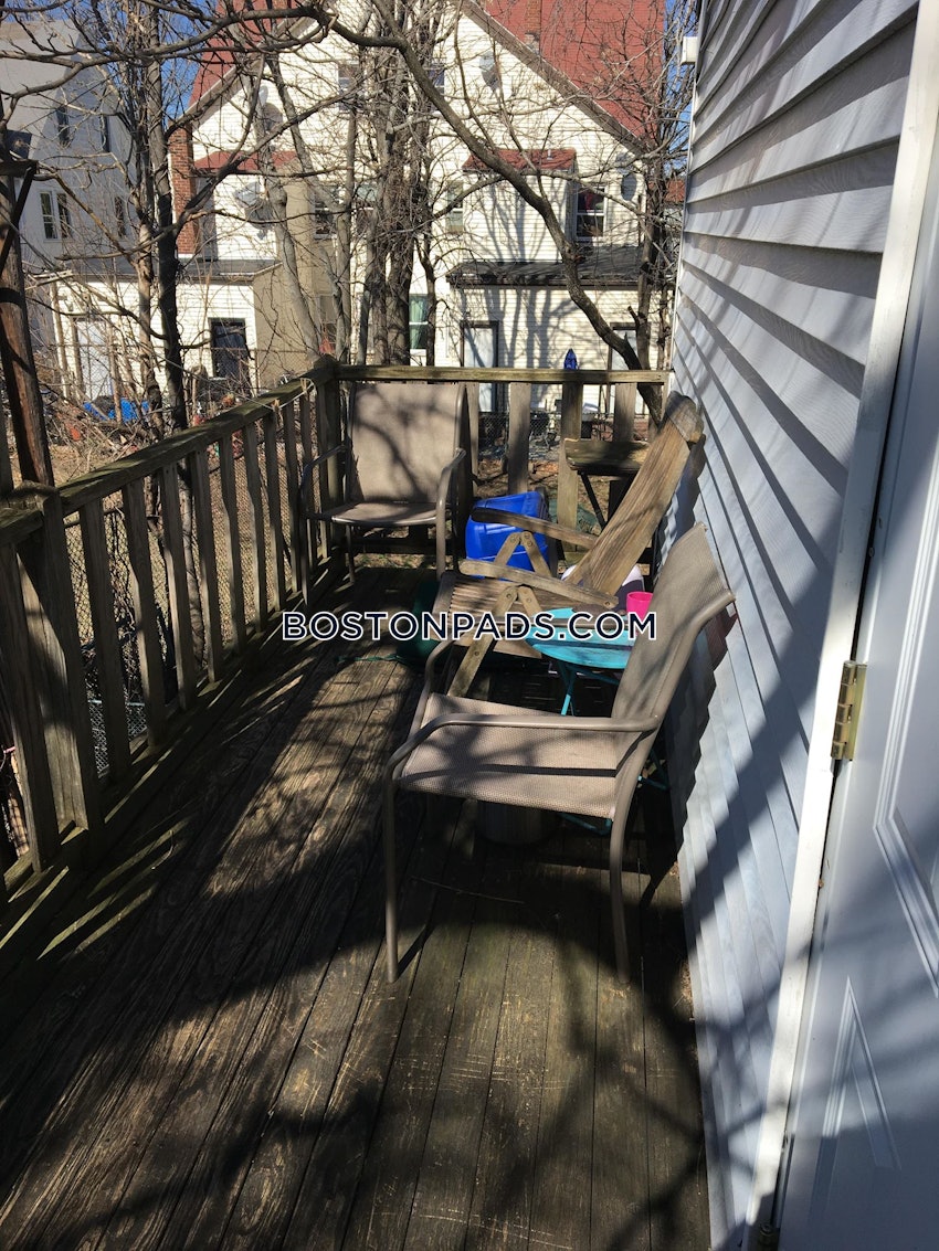 BOSTON - LOWER ALLSTON - 4 Beds, 1 Bath - Image 9