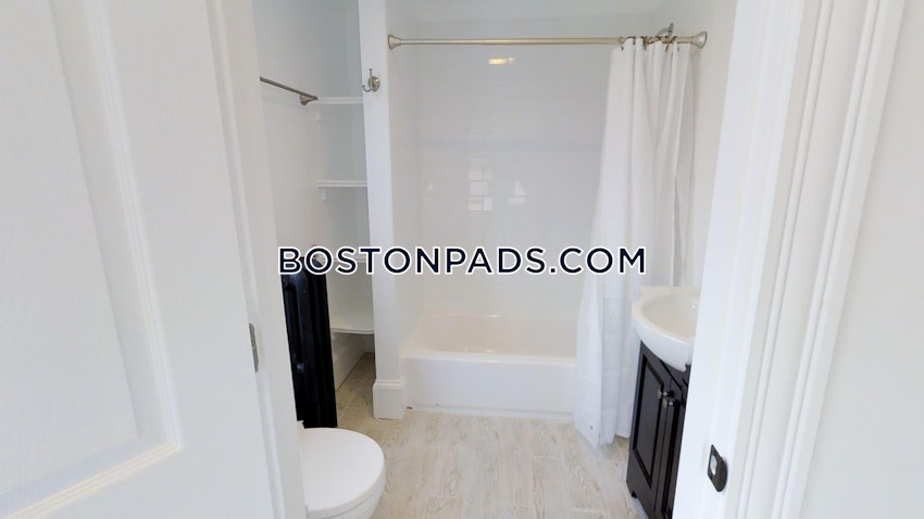 SOMERVILLE - DAVIS SQUARE - 4 Beds, 2 Baths - Image 8