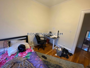 Boston - 4 Beds, 2 Baths