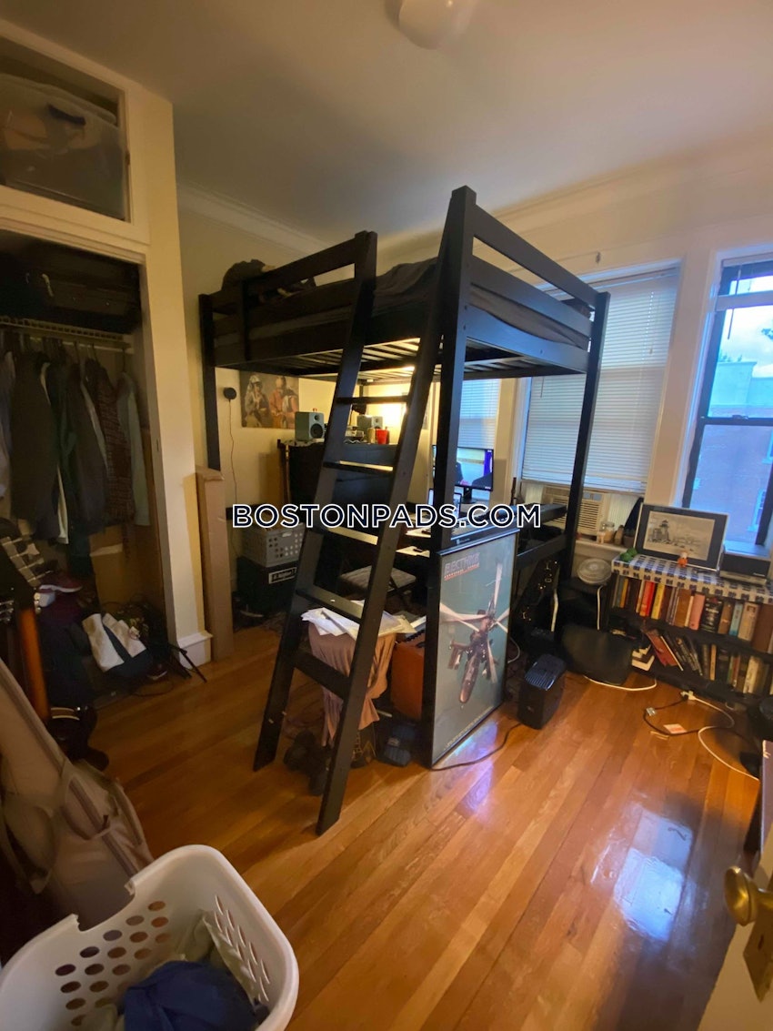 BOSTON - ALLSTON - 4 Beds, 2 Baths - Image 6