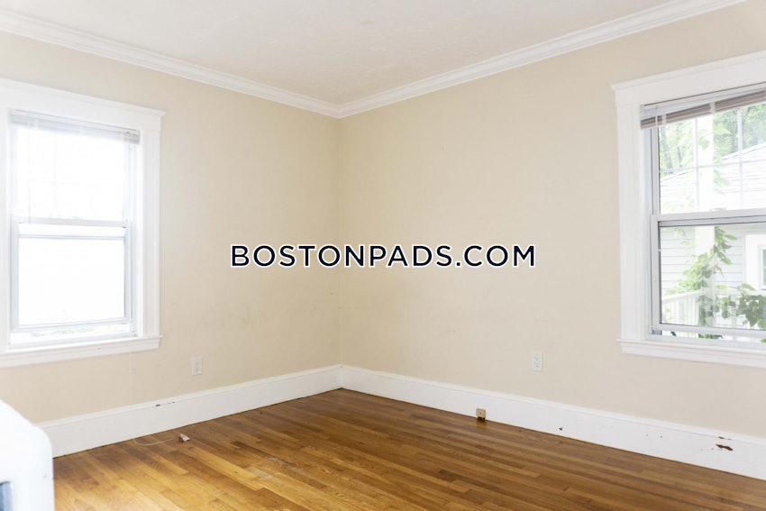 BOSTON - WEST ROXBURY - 3 Beds, 1 Bath - Image 5