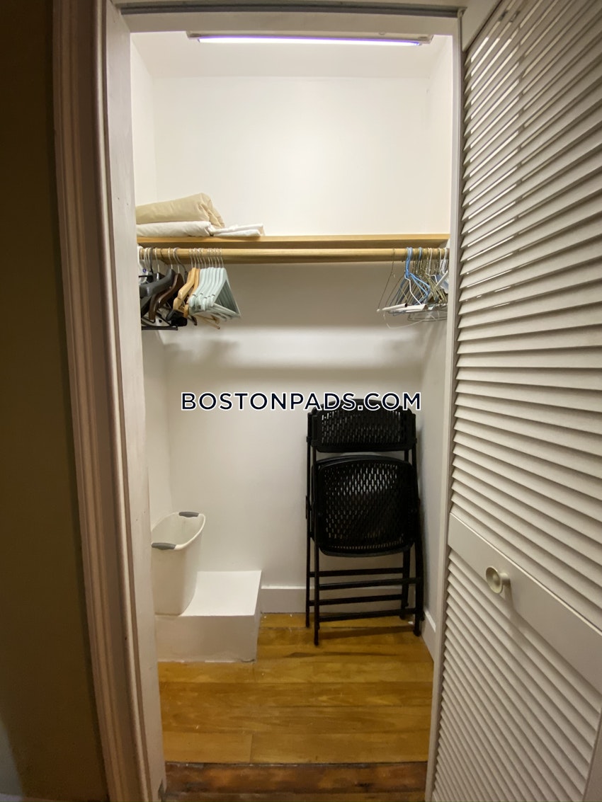 BOSTON - LOWER ALLSTON - 5 Beds, 3 Baths - Image 25