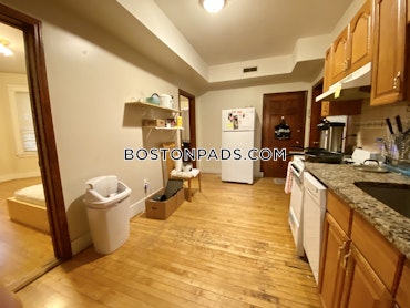 Boston - 4 Beds, 2 Baths