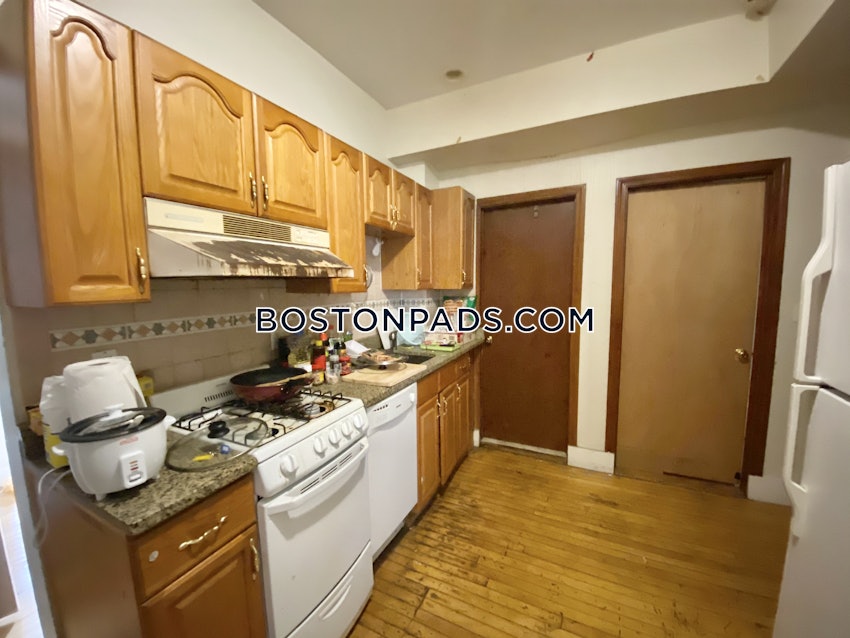 BOSTON - ALLSTON - 4 Beds, 2 Baths - Image 1