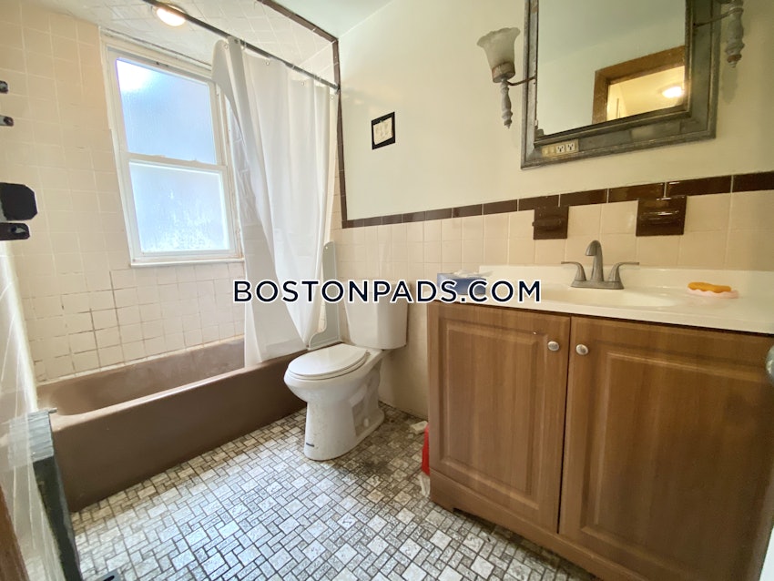 BOSTON - ALLSTON - 3 Beds, 1.5 Baths - Image 12