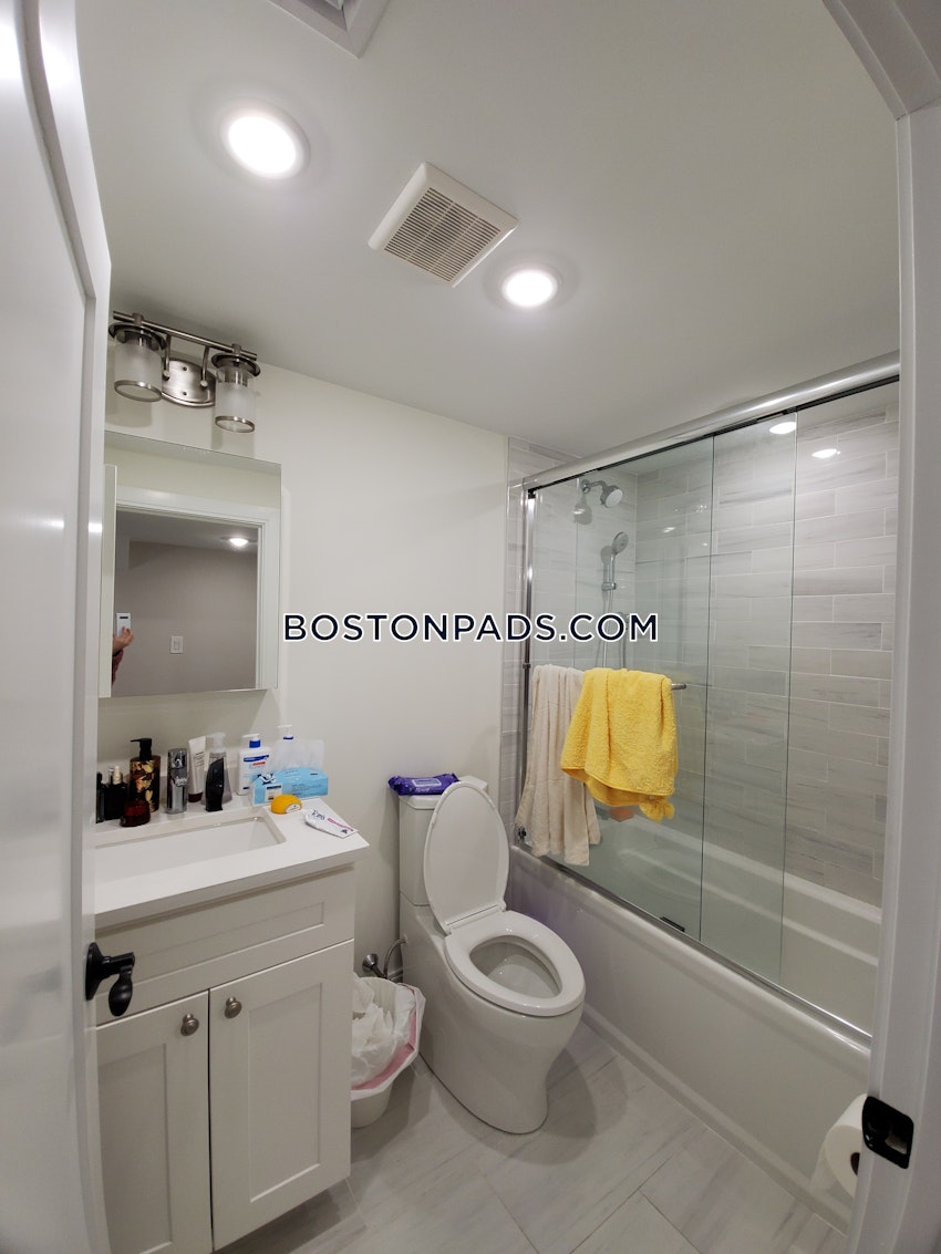BOSTON - ALLSTON - 3 Beds, 2.5 Baths - Image 7