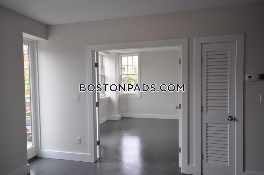 BOSTON - SOUTH END - 3 Beds, 2 Baths - Image 4