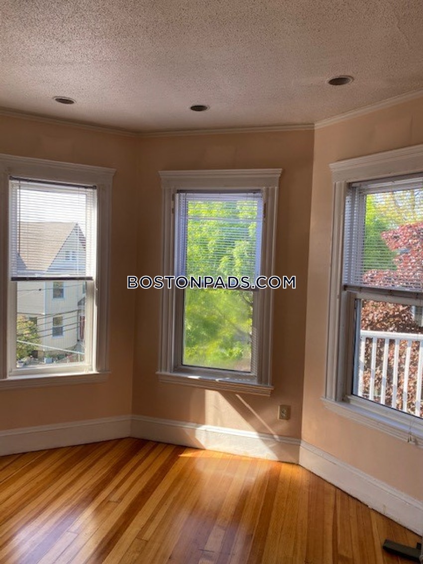 BOSTON - DORCHESTER - SAVIN HILL - 3 Beds, 1 Bath - Image 8