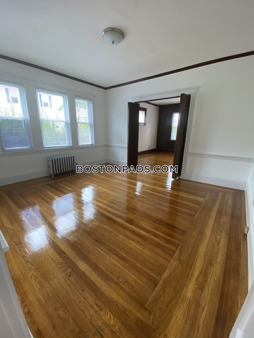 BOSTON - ROSLINDALE - 2 Beds, 1 Bath - Image 43