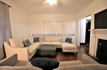 Boston - 8 Beds, 5 Baths