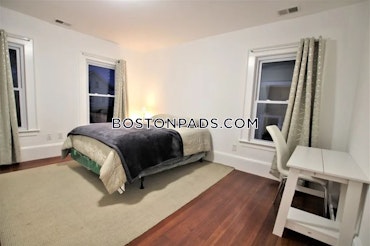 Boston - 8 Beds, 5 Baths