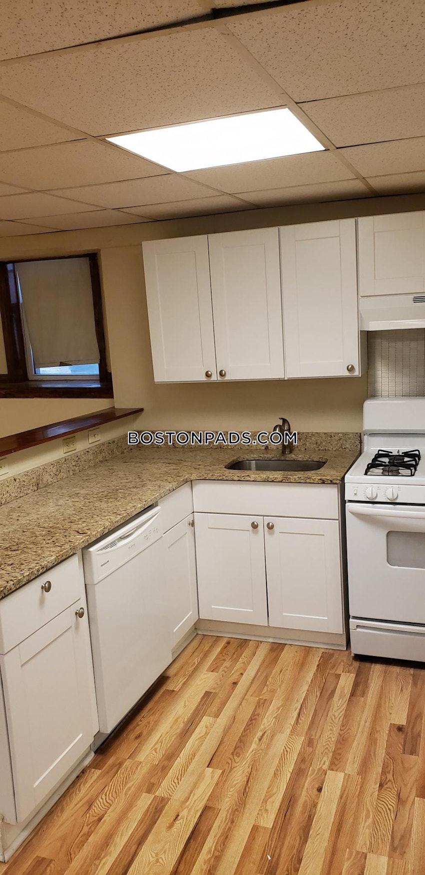 BOSTON - ALLSTON - 4 Beds, 2 Baths - Image 6