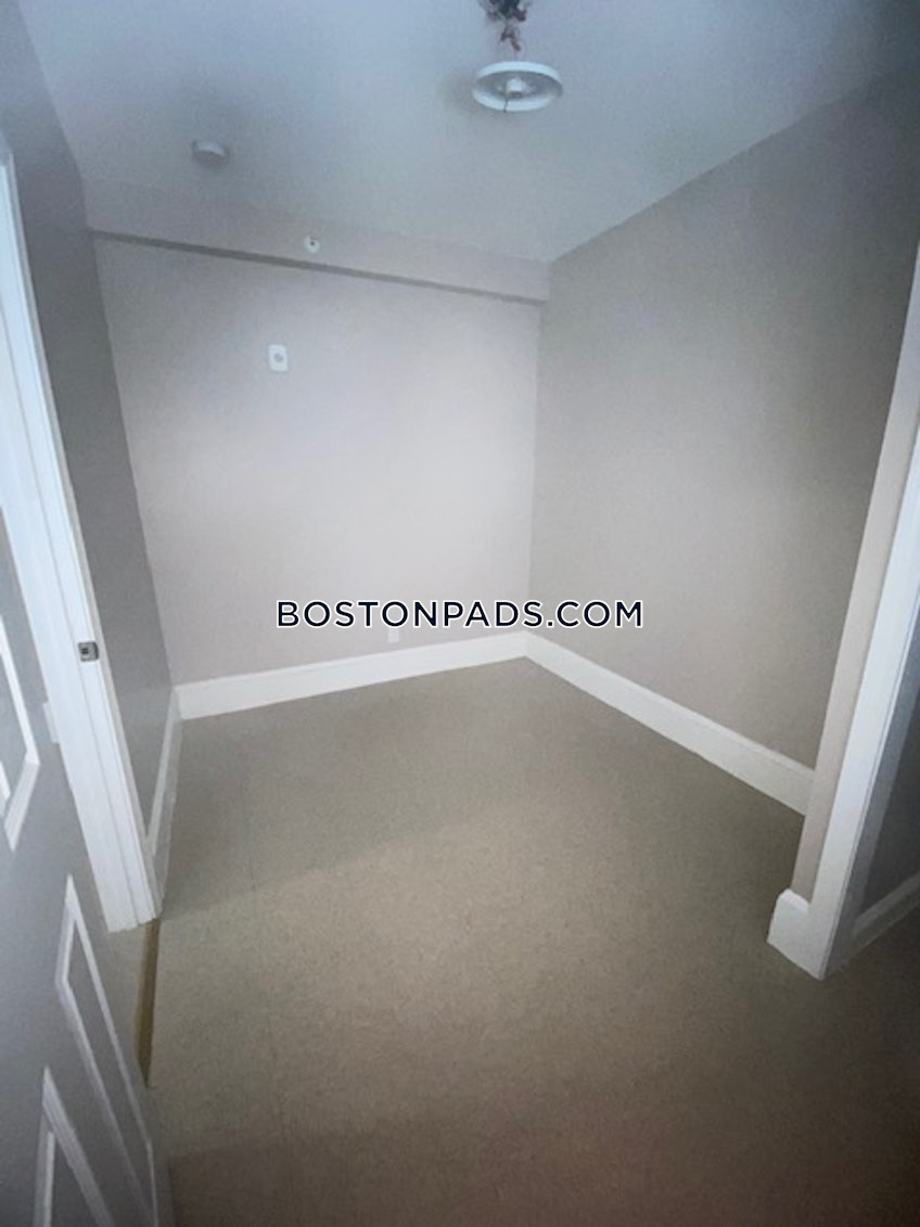 Boston - $3,200+ /month