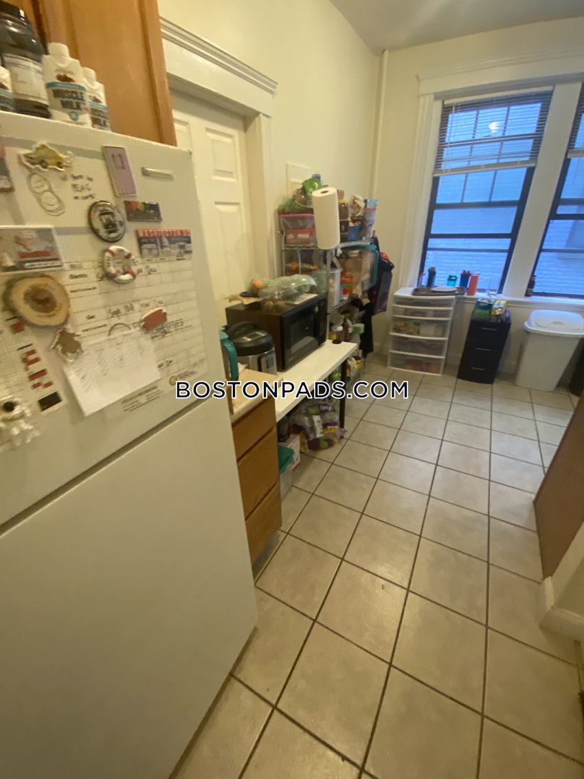 BOSTON - JAMAICA PLAIN - FOREST HILLS - 4 Beds, 1 Bath - Image 9