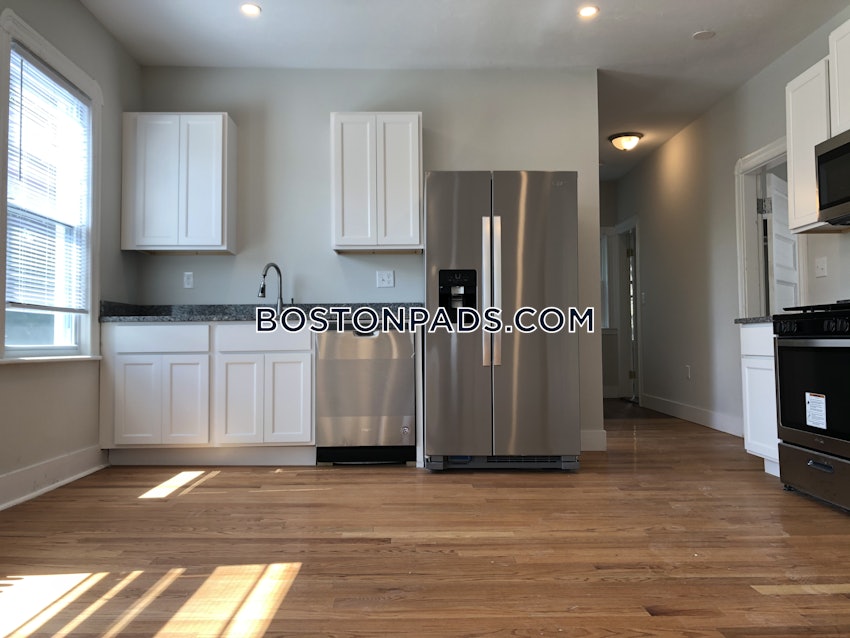 CHELSEA - 3 Beds, 1.5 Baths - Image 9