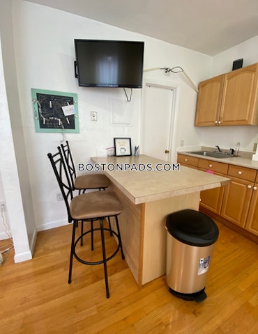 Boston - 2 Beds, 1 Baths