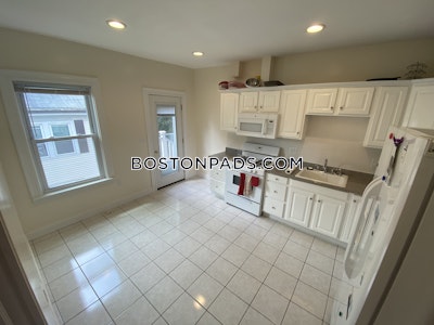 Brighton 3 Beds 2 Baths Brighton Boston - $3,800 No Fee