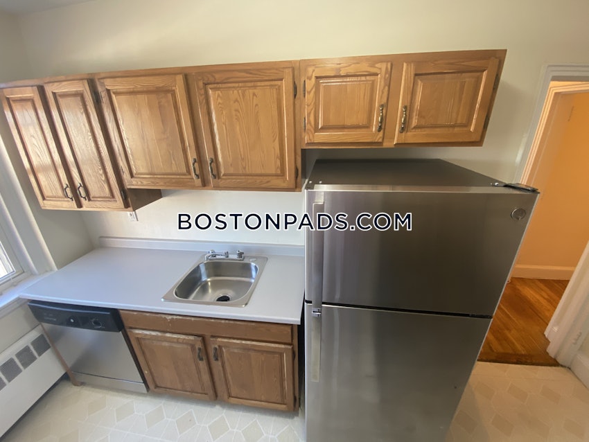 WATERTOWN - 1 Bed, 1 Bath - Image 1