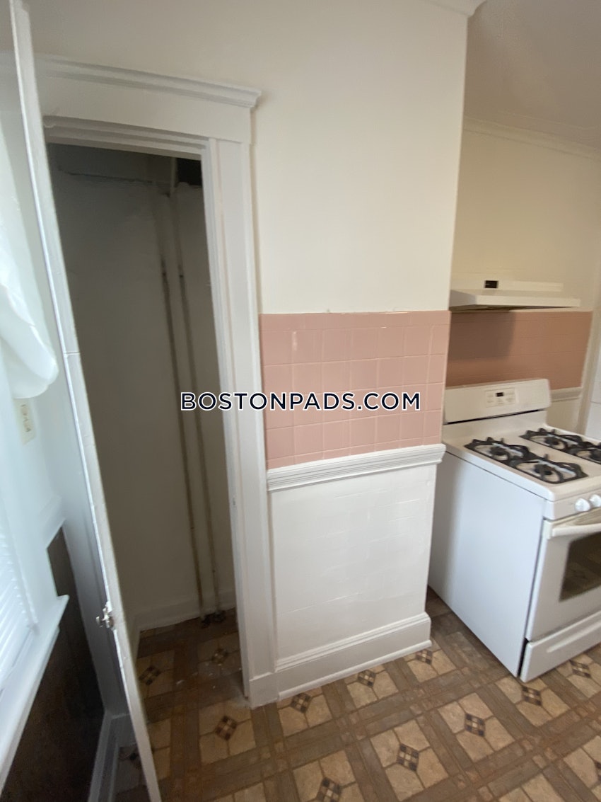 BOSTON - ROSLINDALE - 2 Beds, 1 Bath - Image 49