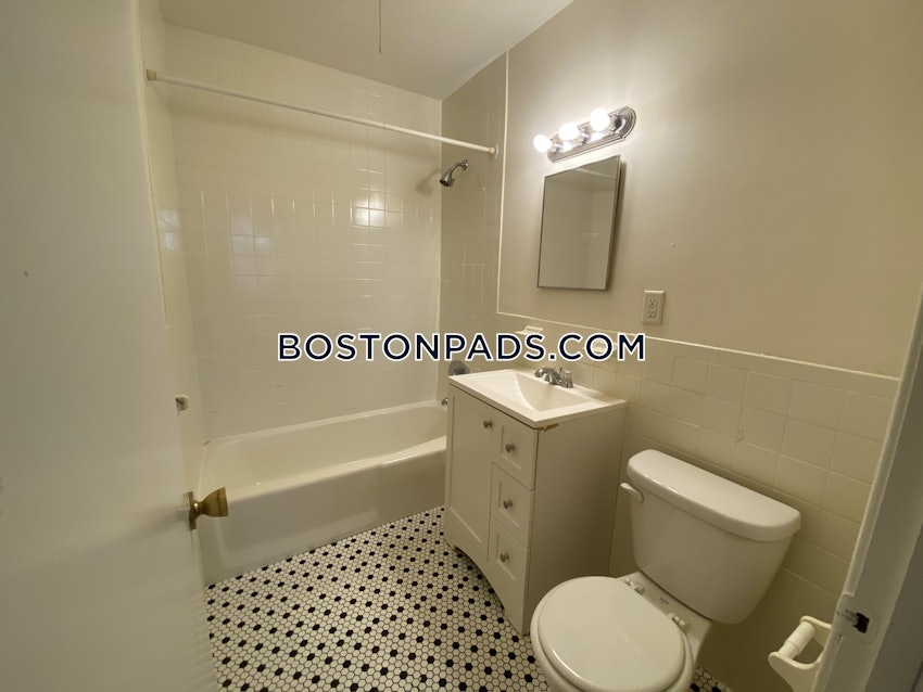 WATERTOWN - 1 Bed, 1 Bath - Image 9