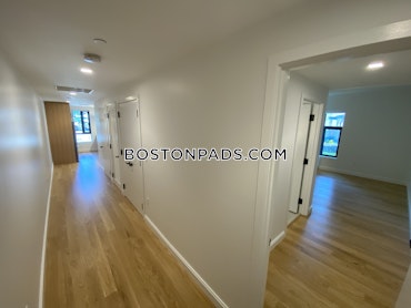 Boston - 2 Beds, 2 Baths