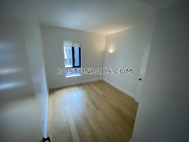 Boston - 2 Beds, 2 Baths