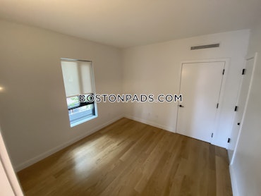 Boston - 2 Beds, 2 Baths