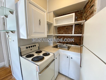 Boston - 0 Beds, 1 Baths