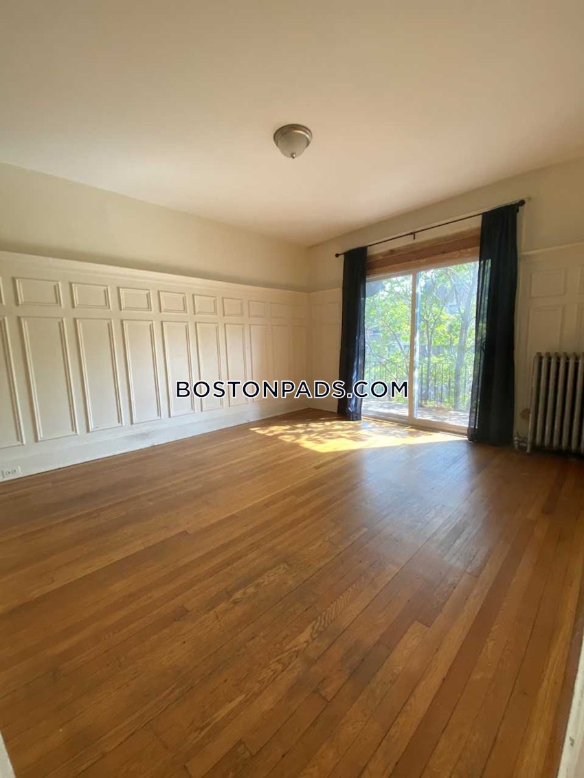 BOSTON - ALLSTON - 4 Beds, 2 Baths - Image 6