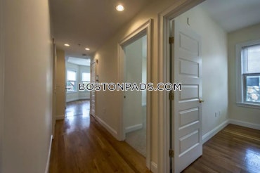 Boston - 2 Beds, 1 Baths