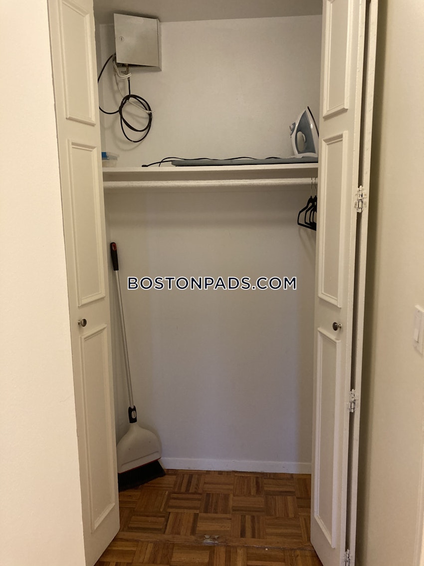 BROOKLINE- BOSTON UNIVERSITY - 2 Beds, 1.5 Baths - Image 4