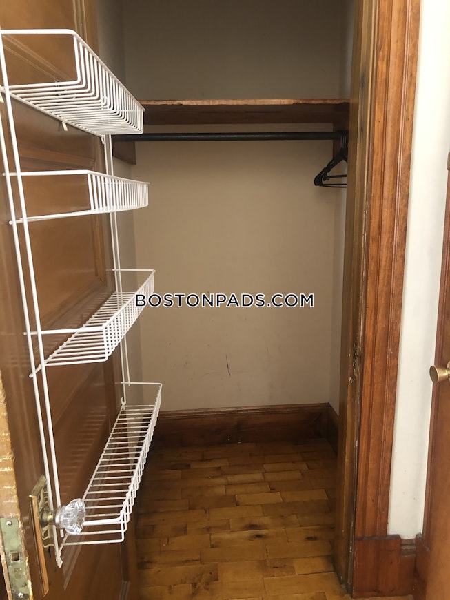 Boston - $2,100+ /mo