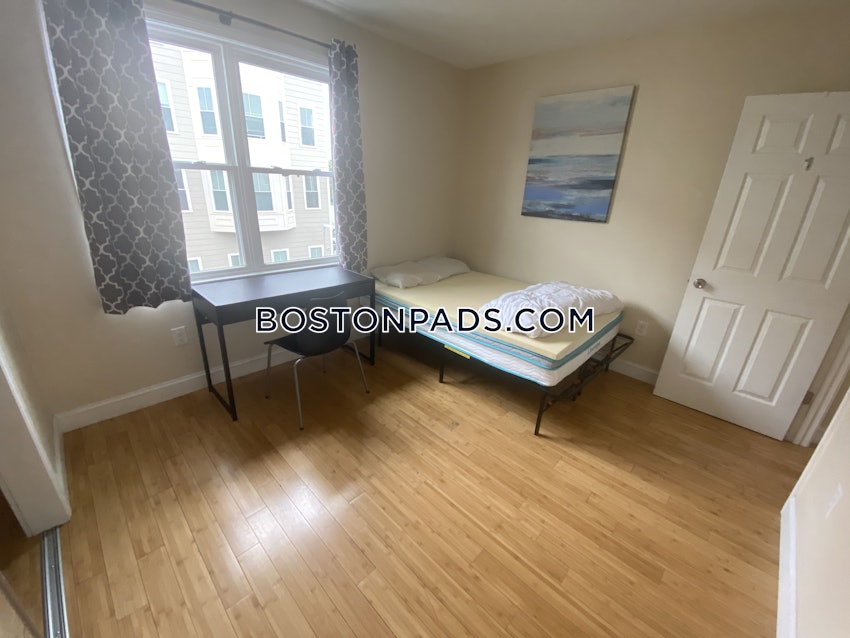 BOSTON - EAST BOSTON - JEFFRIES POINT - 5 Beds, 2 Baths - Image 9