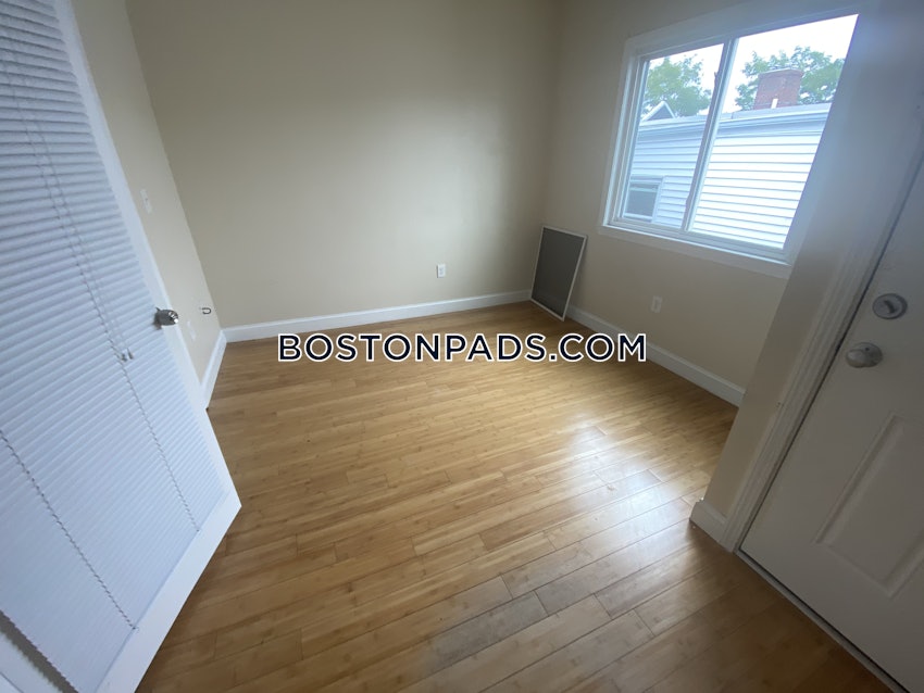BOSTON - EAST BOSTON - JEFFRIES POINT - 5 Beds, 2 Baths - Image 4