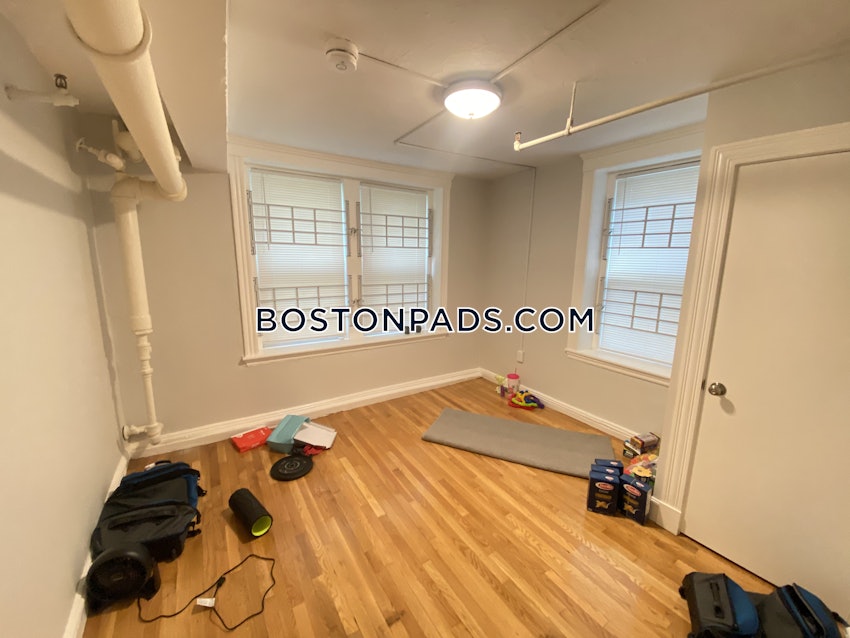 BOSTON - BRIGHTON- WASHINGTON ST./ ALLSTON ST. - 3 Beds, 1 Bath - Image 15