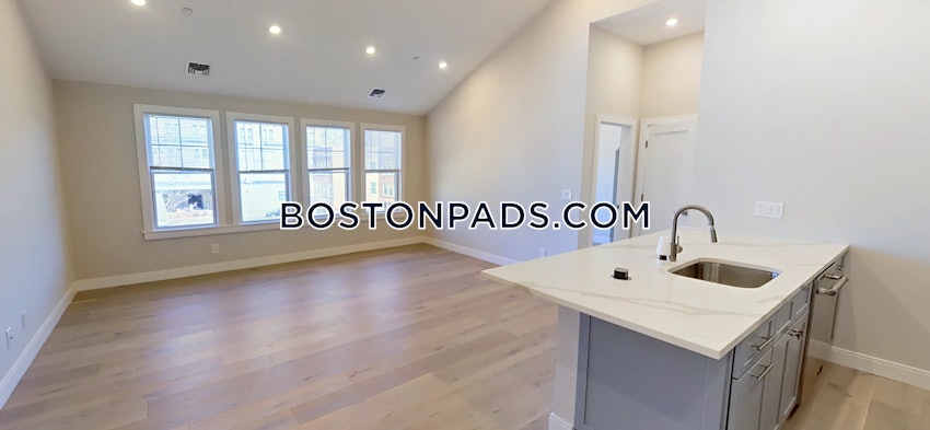 BOSTON - ROSLINDALE - 2 Beds, 2 Baths - Image 9