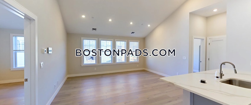 BOSTON - ROSLINDALE - 2 Beds, 2 Baths - Image 15
