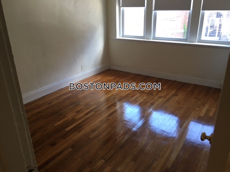 Brainerd Rd., Boston