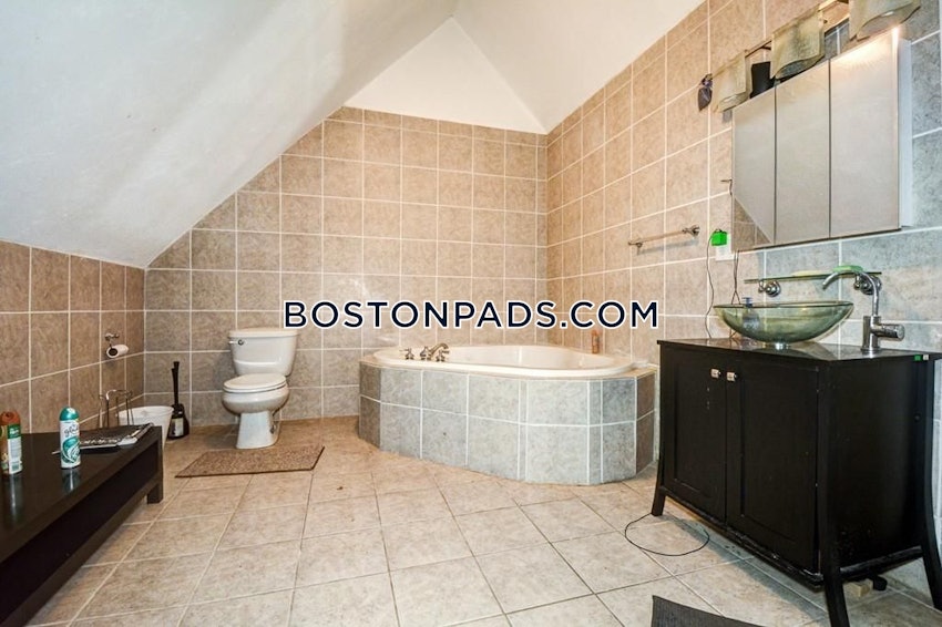 BOSTON - DORCHESTER - CENTER - 5 Beds, 2 Baths - Image 6