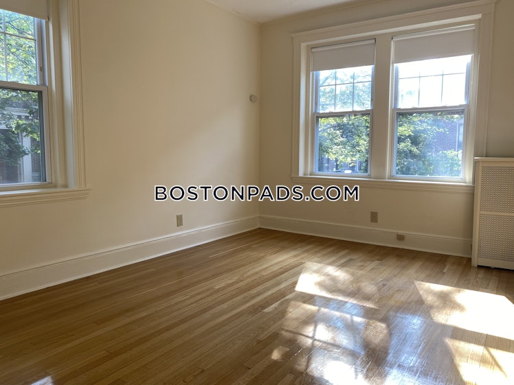 Alton Place, Brookline