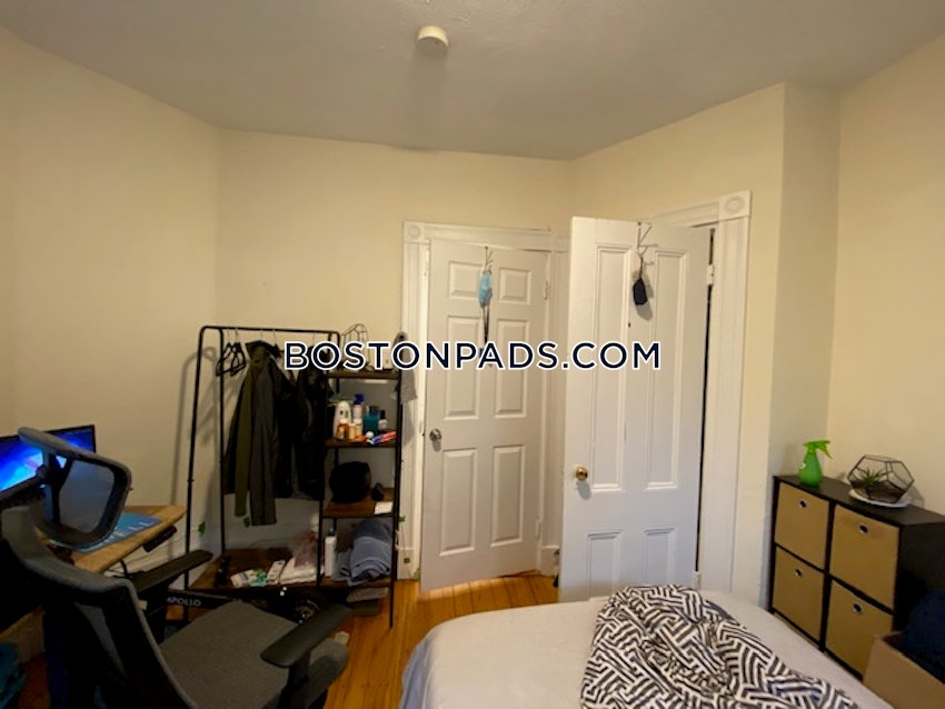 BOSTON - SOUTH END - 3 Beds, 1 Bath - Image 5