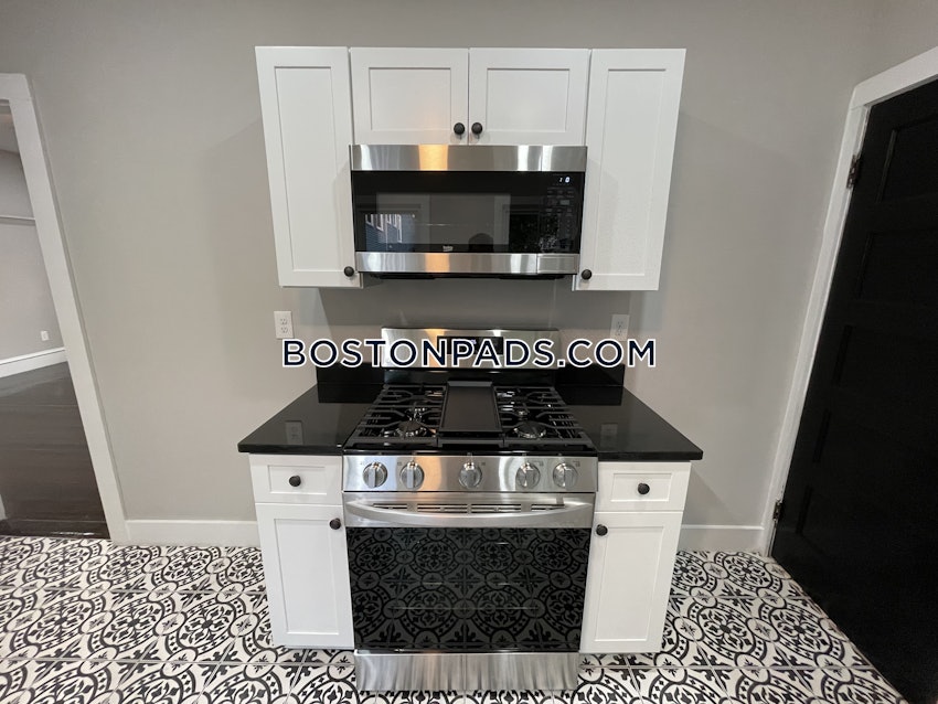 BOSTON - DORCHESTER - UPHAMS CORNER - 3 Beds, 1 Bath - Image 9