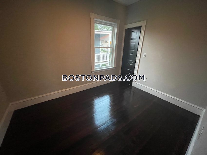 BOSTON - DORCHESTER - UPHAMS CORNER - 3 Beds, 1 Bath - Image 10