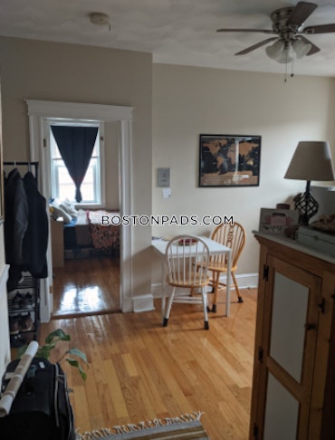 Boston - 1 Beds, 1 Baths