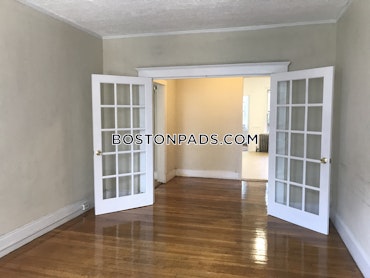 Boston - 3 Beds, 1 Baths