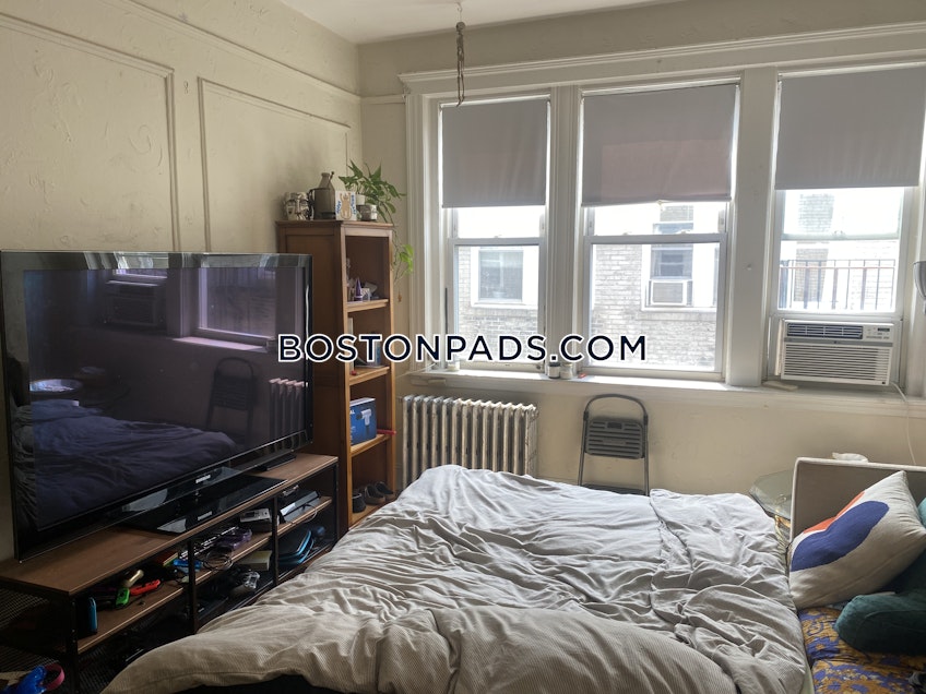 Boston - $2,295+ /month