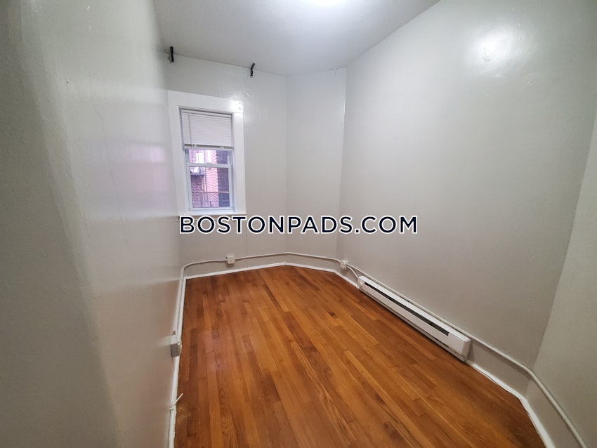 BOSTON - NORTH END - 2 Beds, 1 Bath - Image 13